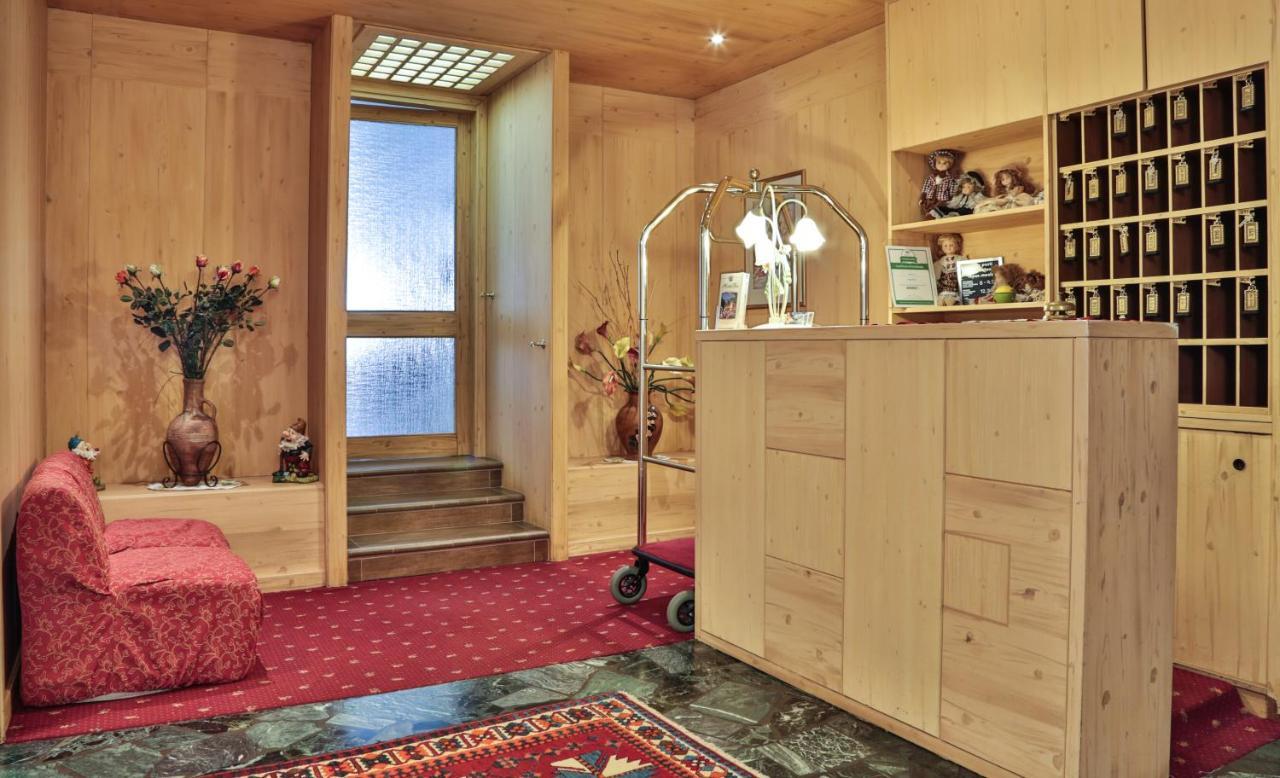 Hotel Fai Fai della Paganella Luaran gambar