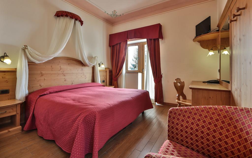 Hotel Fai Fai della Paganella Luaran gambar