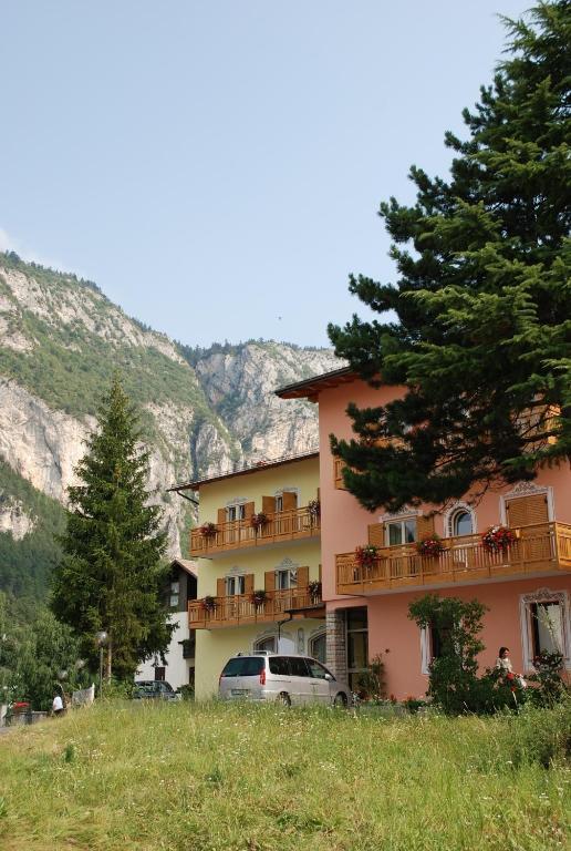 Hotel Fai Fai della Paganella Luaran gambar