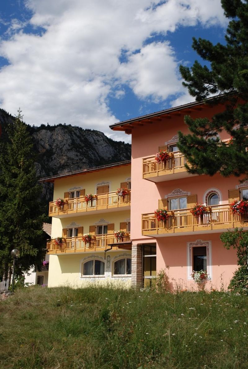 Hotel Fai Fai della Paganella Luaran gambar