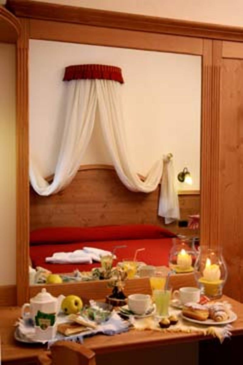 Hotel Fai Fai della Paganella Luaran gambar