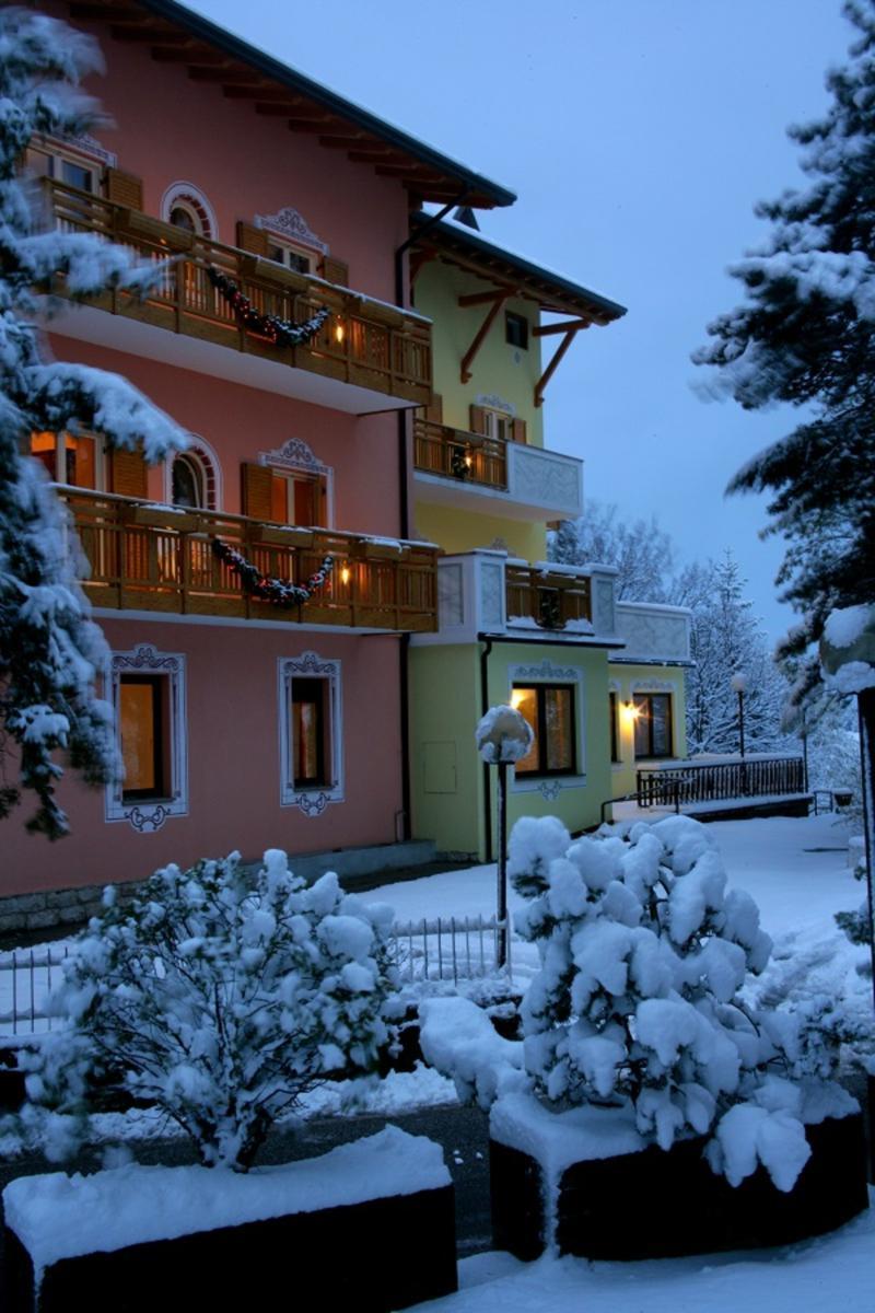 Hotel Fai Fai della Paganella Luaran gambar