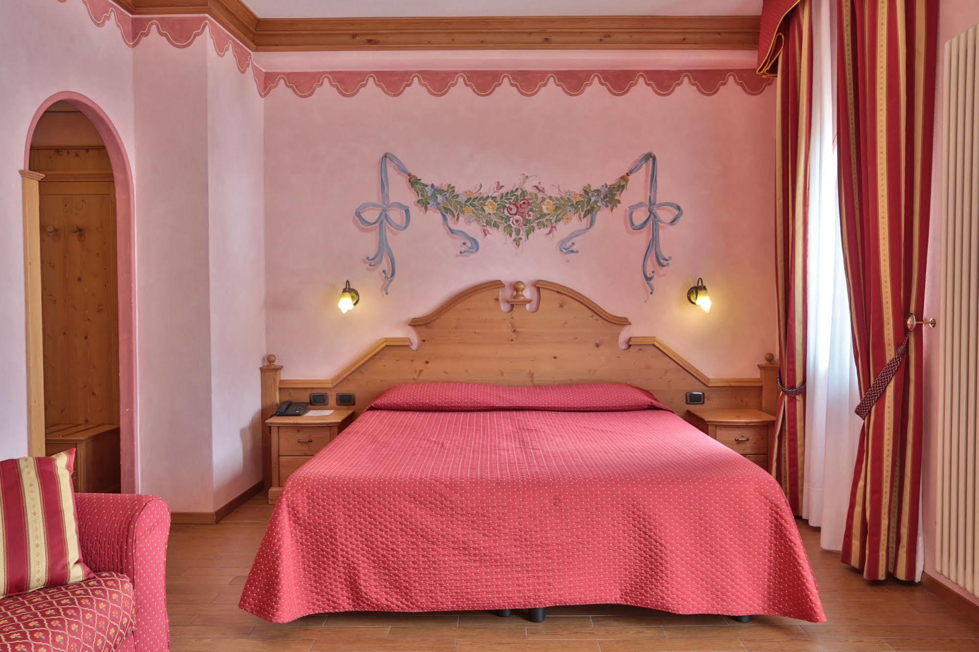 Hotel Fai Fai della Paganella Luaran gambar